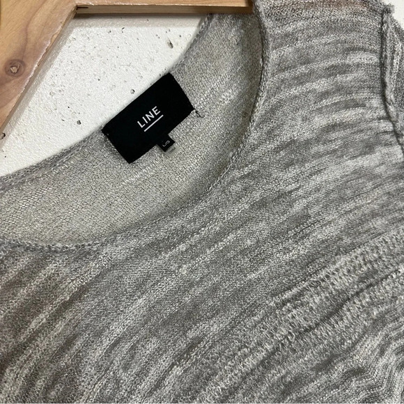 LINE the Label L gray & white lightweight linen blend‎ knit short sleeve top - Picture 3 of 5